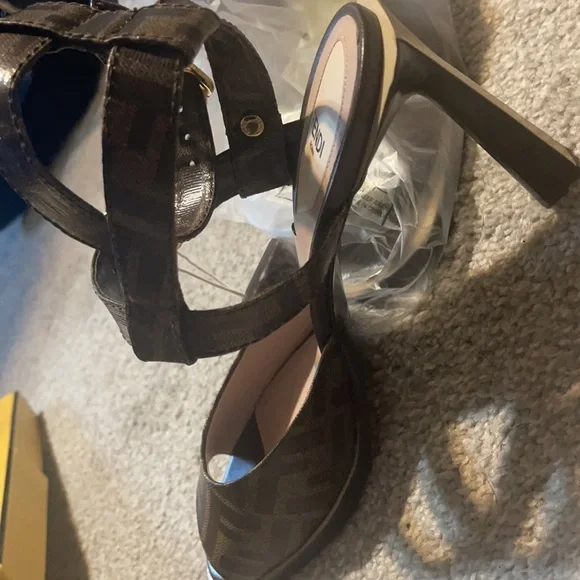 Authentic Fendi Logo  embossed canvas high heel sandals - Picture 12 of 16
